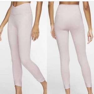 Nike women's leggings, size: medium, light pink